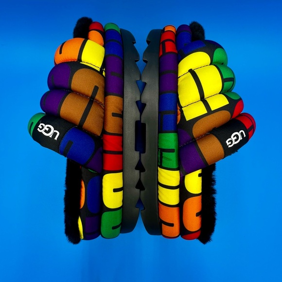 🌈 Women’s UGG Pride Slide - Picture 6 of 8